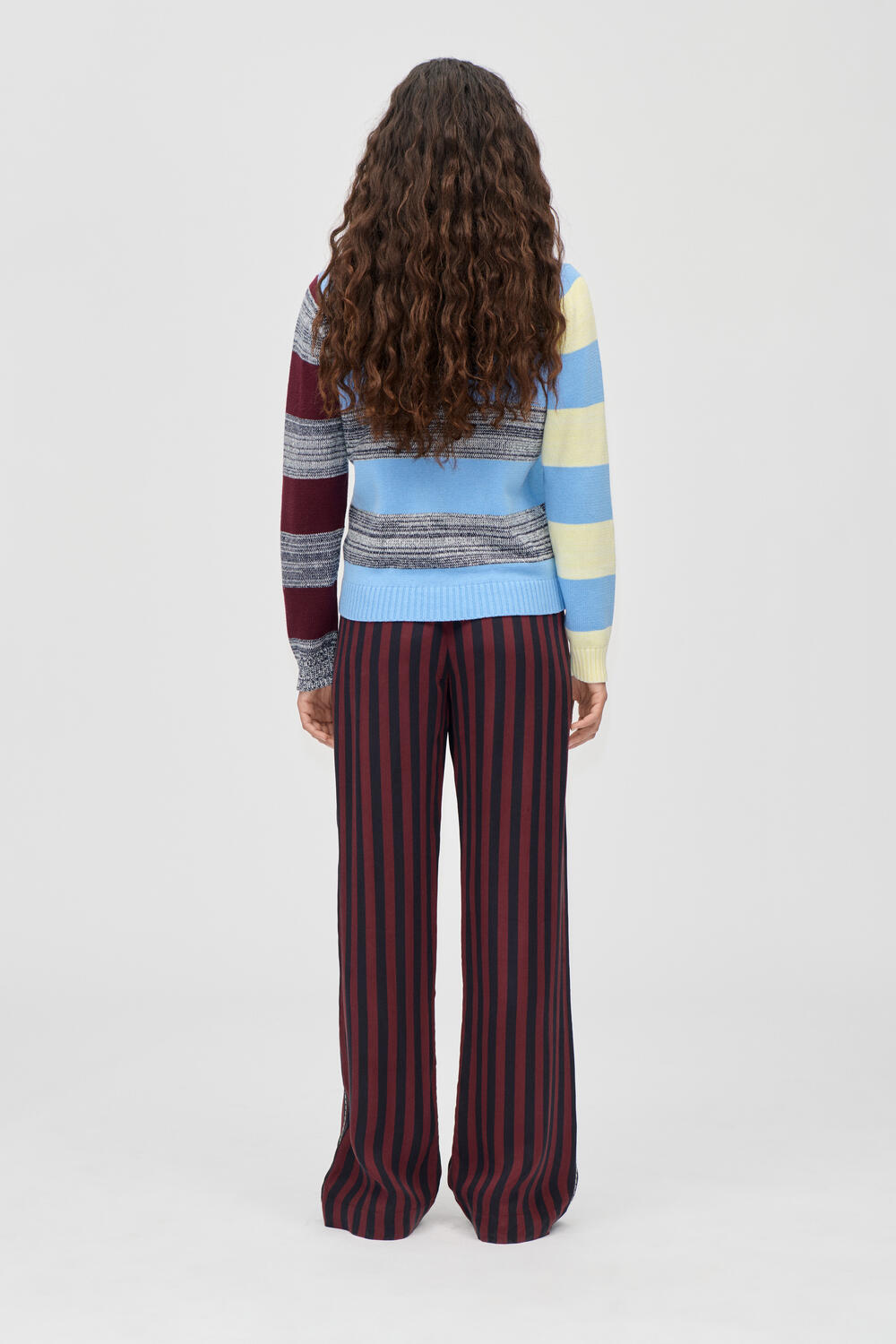 Stribede bukser - Navy and Burgundy Wallpaper Stripes